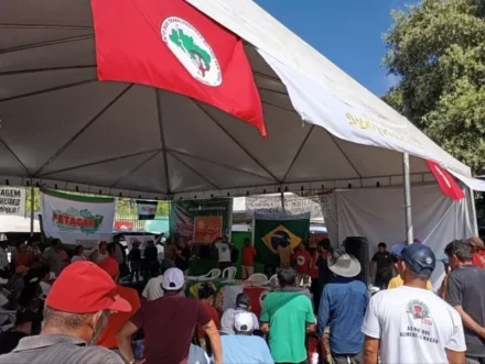 Sem-terra completam 70 dias acampados na sede do Incra em Marabá